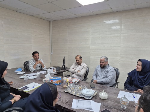 نشست شورای مدیران حوزه سلامت کازرون با محوریت بررسی مشکلات و چالش های مراکز بهداشتی و درمانی 