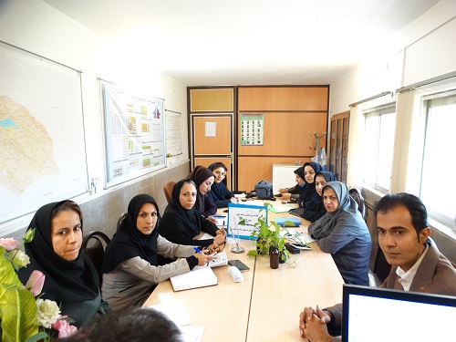 نشست هماهنگی اجرای برنامه های هفته ملی جوان در شبکه بهداشت و درمان کازرون