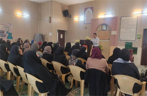 به مناسبت هفته ملی مبارزه با سرطان و هفته ملی جوان برگزار شد؛ کارگاه آموزشی ویژه داوطلبان سلامت محلات شهرستان کازرون