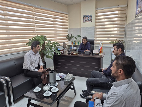 نشست سرپرست شبکه بهداشت و درمان کازرون با رئیس هیات ورزش&zwnj;های همگانی شهرستان با محوریت توسعه فرهنگ سلامت