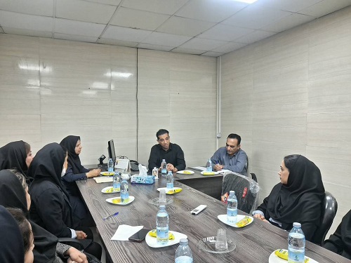نشست بررسی چالش های مراقبان سلامت بخش خصوصی با حضور سرپرست شبکه بهداشت و درمان کازرون