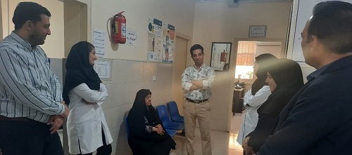 بررسی روند ارایه خدمت در چند مرکز حوزه سلامت شهرستان کازرون از سوی تیم ستاد سلامت نوروز شبکه بهداشت و درمان
