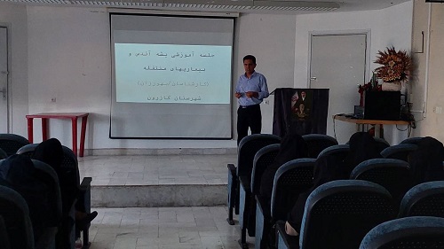 برگزاری کارگاه آموزشی نظام مراقبت سندرمیک بیماری های واگیر ویژه تیم سلامت شبکه بهداشت و درمان کازرون