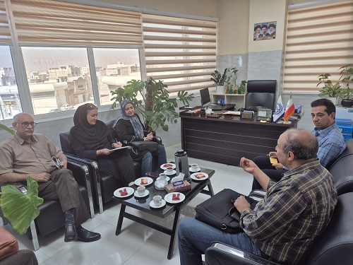 هماندیشی سرپرست شبکه بهداشت و درمان کازرون با پزسکان متخصص رادیولوژی در راستای ارتقای خدمترسانی به مردم