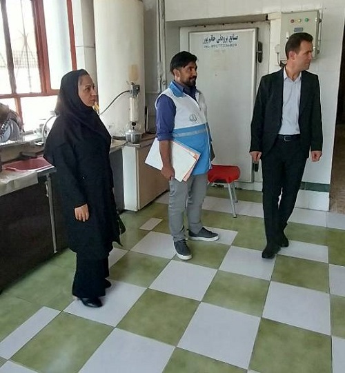 بازدید کارشناسان بهداشتی از مدرسه شبانه&zwnj;روزی عشایری کازرون همزمان با آغاز سال تحصیلی