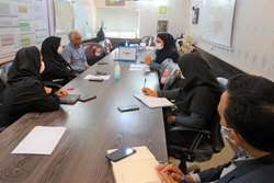 برگزاری کمیته درون بخشی پیشگیری و کنترل اختلالات ناشی از کمبود یُد در شبکه بهداشت و درمان کازرون