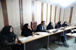 نشست هم اندیشی ارتقای شاخص های تفاهم نامه بهداشتی در مرکز بهداشت شهید پیرویان کازرون
