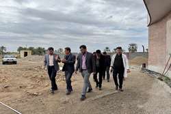 بررسی روند ساخت پروژه مرکز خدمات جامع سلامت بالاده با حضور سرپرست شبکه بهداشت و درمان کازرون و مسوولان بخش جره و بالاده
