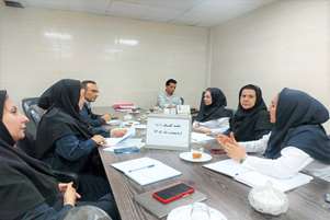 برگزاری نشست هم اندیشی ارتقای کیفی و کمی خدمات کلینیک NCD در شبکه بهداشت و درمان کازرون