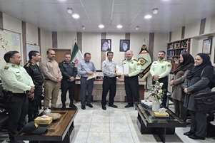 دیدار سرپرست شبکه بهداشت و درمان با فرماندهی انتظامی شهرستان کازرون به مناسبت هفته نیروی انتظامی