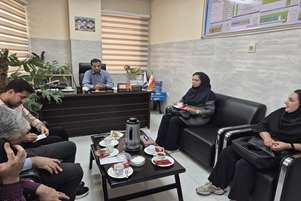 برگزاری نشست هم‌اندیشی گرامیداشت روز پرستار در شبکه بهداشت و درمان کازرون