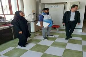 بازدید کارشناسان بهداشتی از مدرسه شبانه‌روزی عشایری کازرون همزمان با آغاز سال تحصیلی