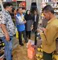 تشدید نظارت کارشناسان سلامت محیط شبکه بهداشت و درمان کازرون بر مراکز تهیه و عرضه مواد غذایی بخش خشت و کنارتخته