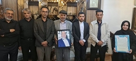 دیدار سرپرست شبکه بهداشت و درمان کازرون با خانواده نیکوکار حوزه سلامت زنده یاد حاج حمید رحیمی