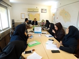 نشست درون بخشی هماهنگی اجرای برنامه های هفته ملی مبارزه با سرطان در مرکز بهداشت شهید پیرویان کازرون